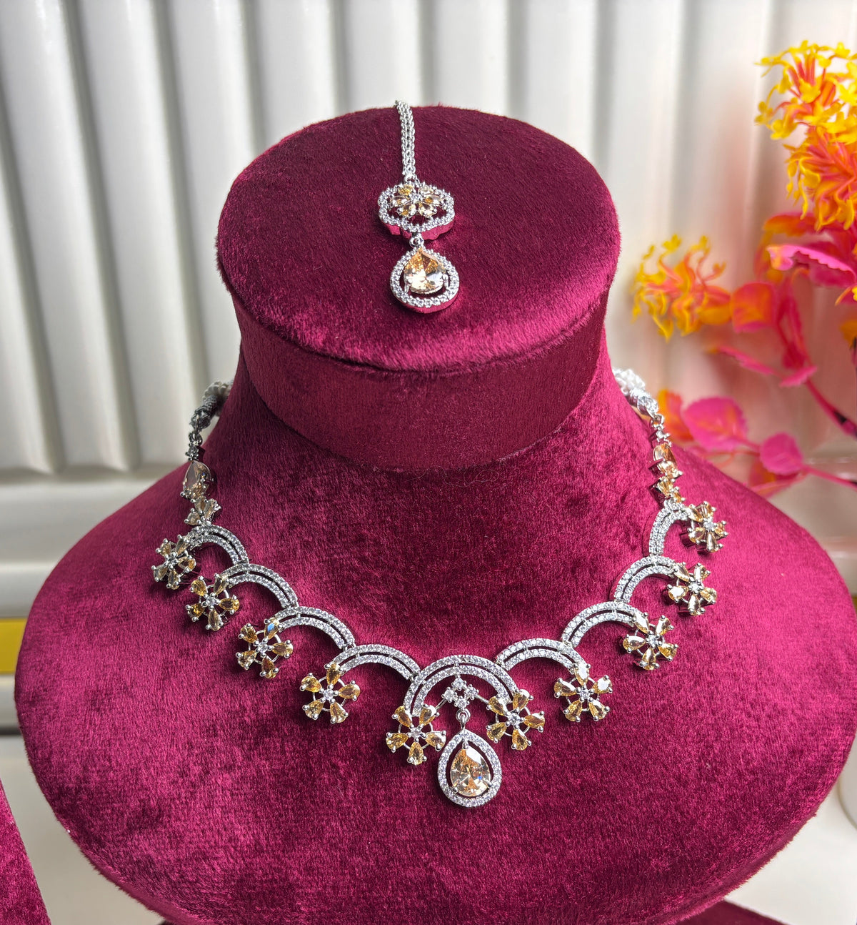 Champagne Bridal Set – Necklace Earrings and Maang Tikka